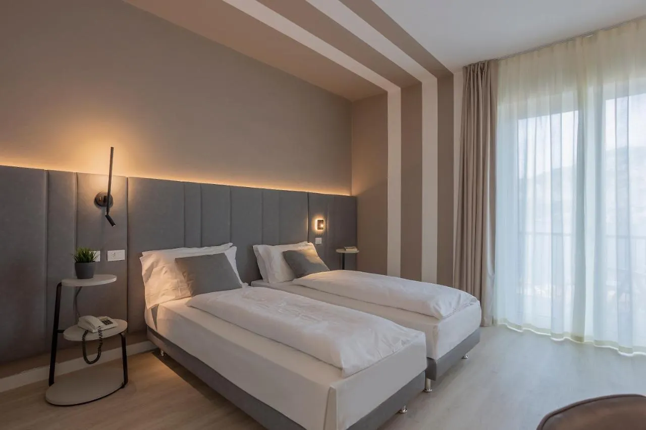 Hotel Garni Selene مالتشيزينيه