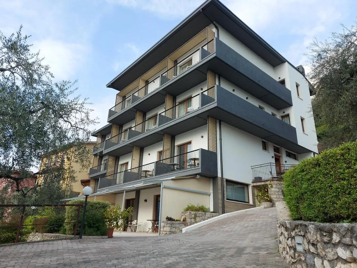 Hotel Garni Selene مالتشيزينيه