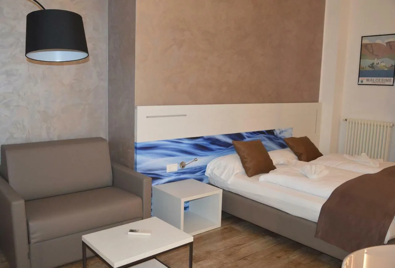 Hotel Garni Selene مالتشيزينيه 2*,